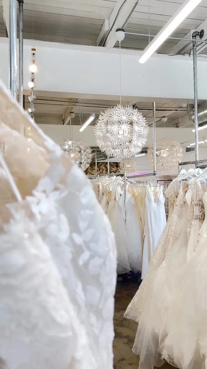 Liliana best sale bridal house