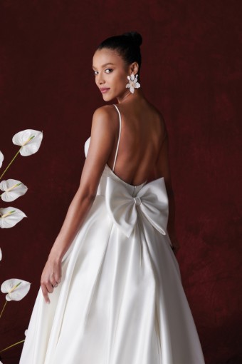 Justin Alexander Hammond | 88346 - OTR #1 Ivory/Latte thumbnail